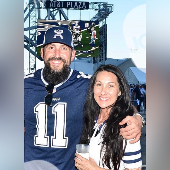 Meet your Posher, Natalie - Picture 1 of 3